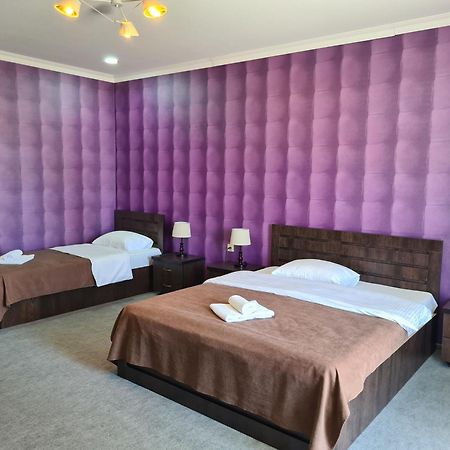 Отель Georgian House Кутаиси Экстерьер фото