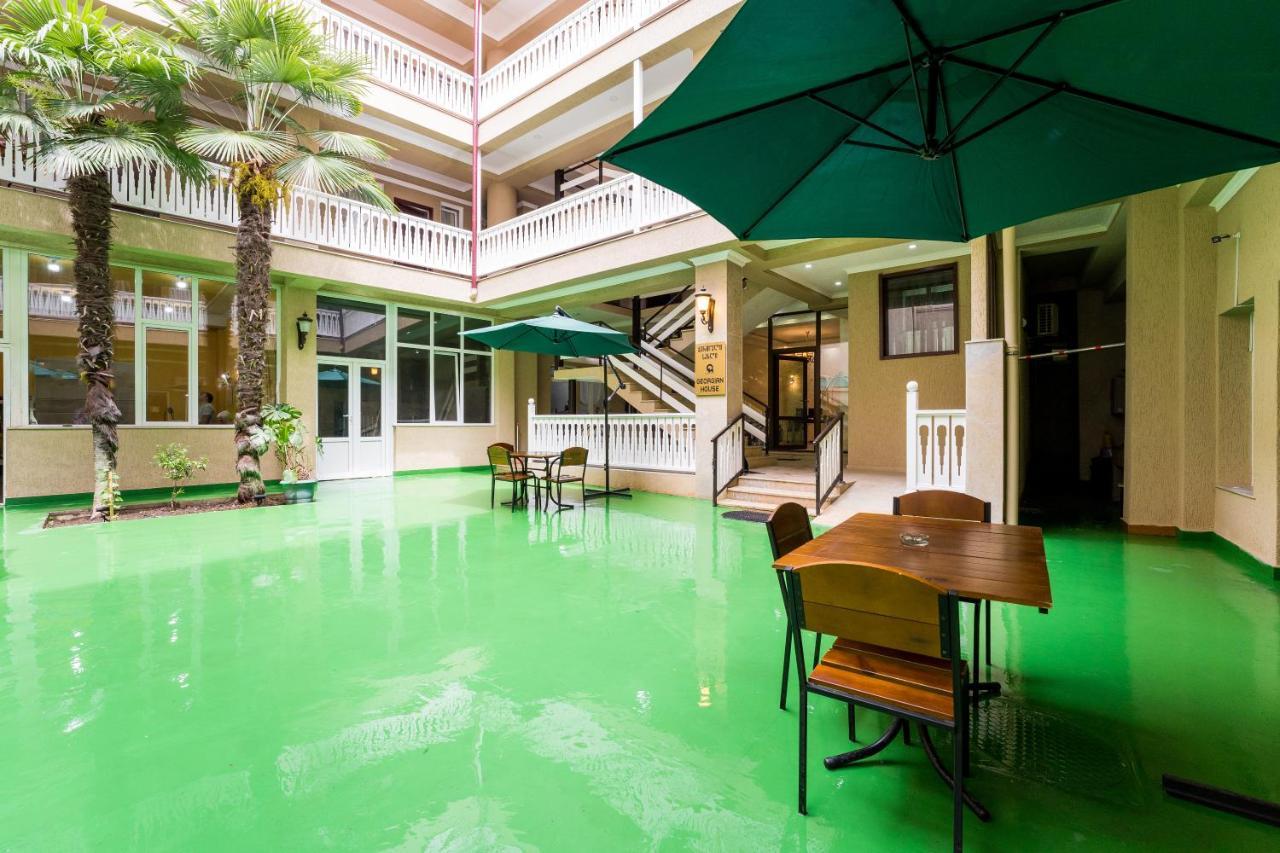 Отель Georgian House Кутаиси Экстерьер фото